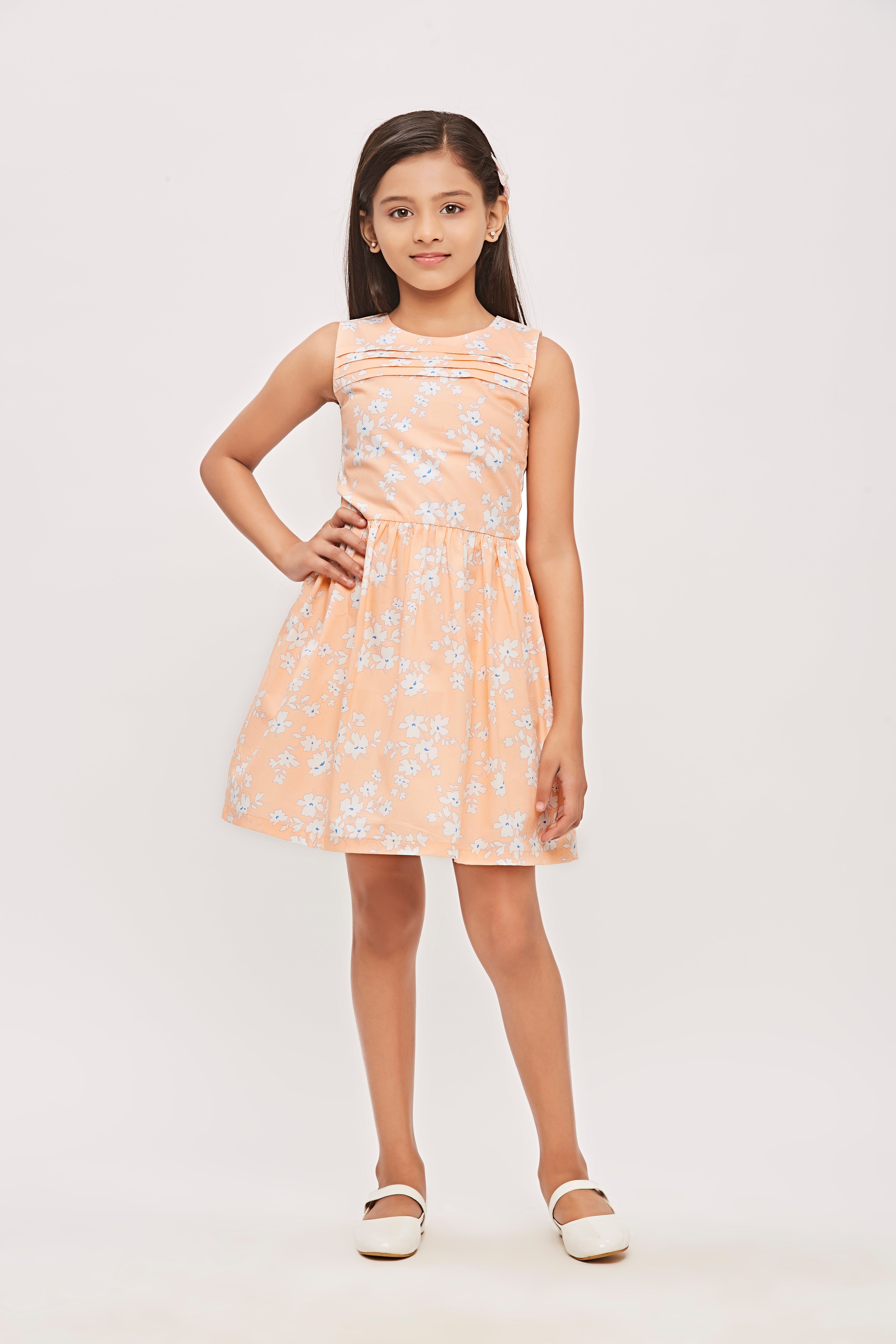 Tiny Girl Round Neck Sleeveless Printed Peach Frock