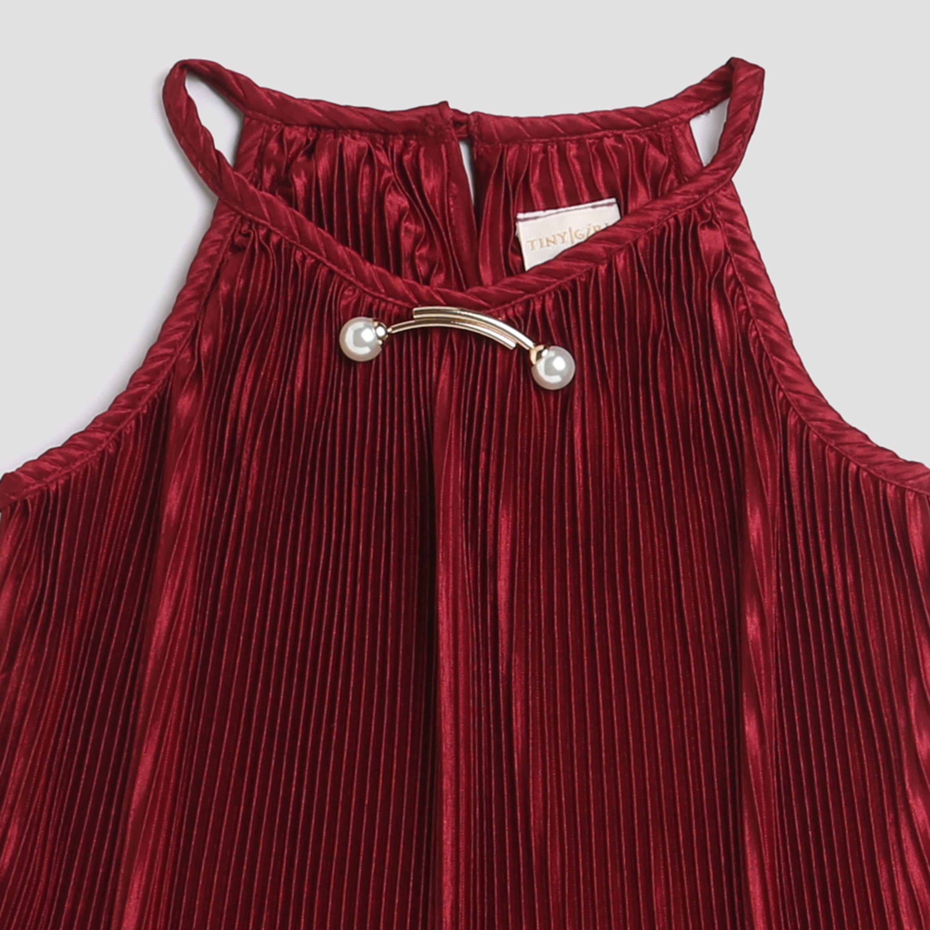 Tiny Girl Round Neckline Pleated Marron Top With Detachable Brooch