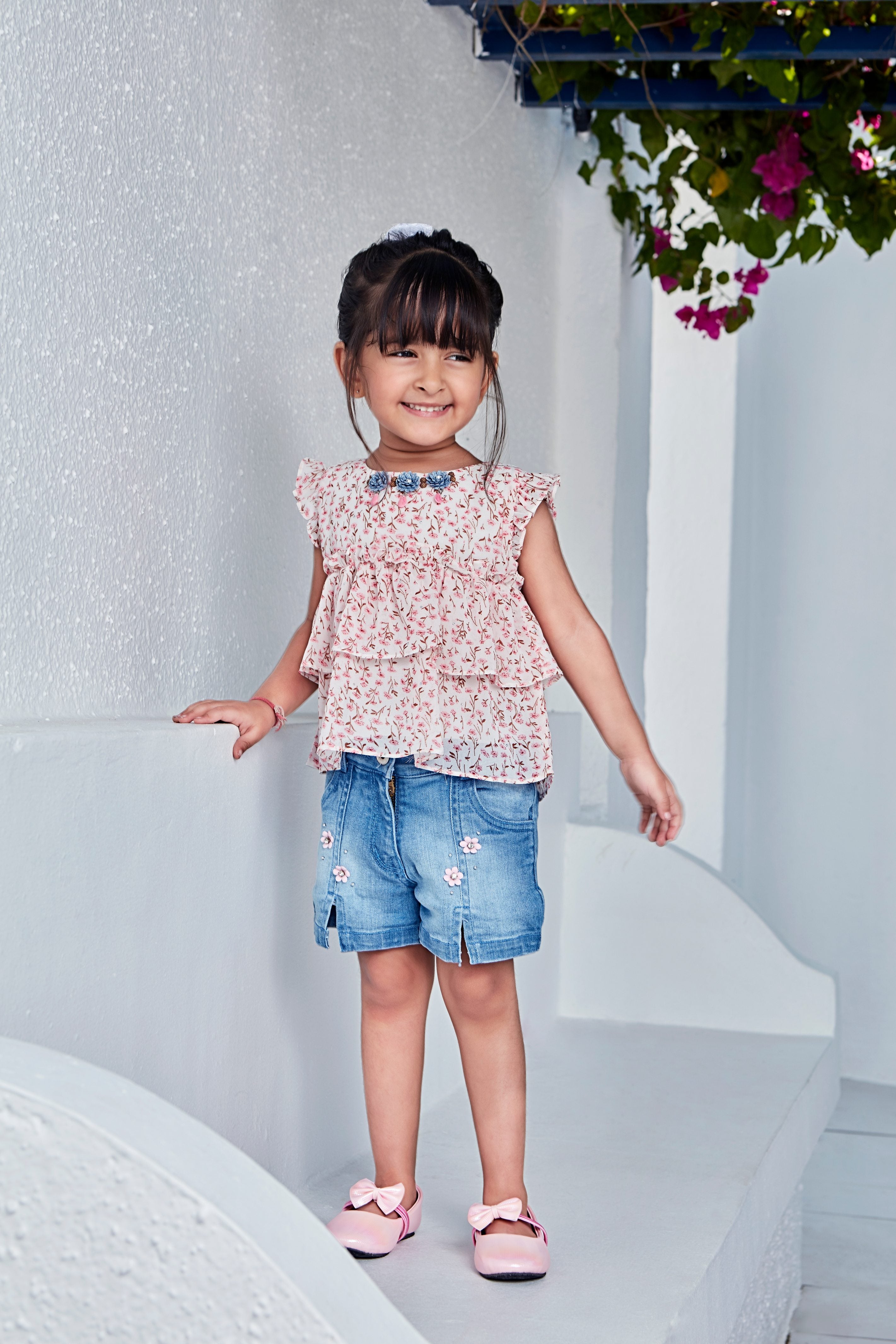 Tressel Kids Printed Top & Denim Short Set Included Belt