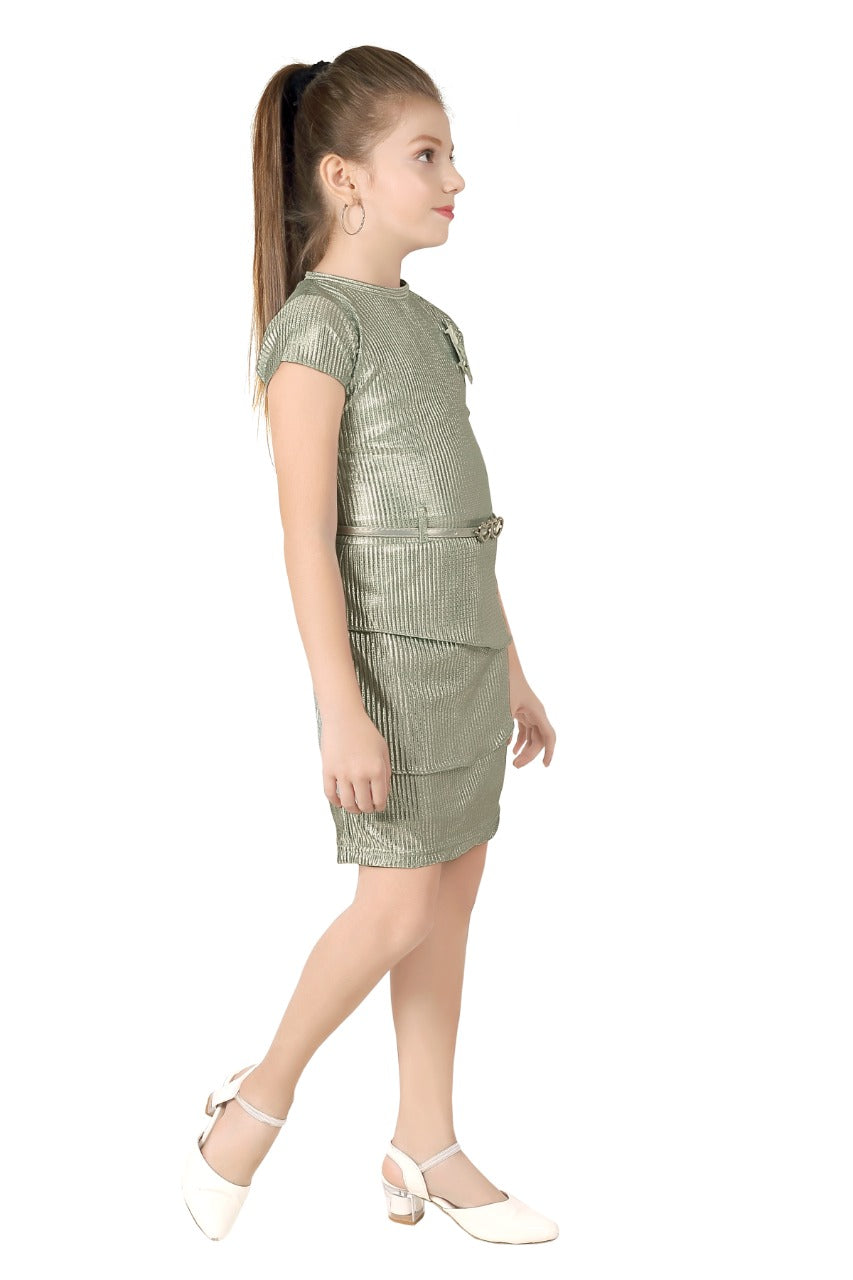 Tiny Girl Textured Metallic With Floral Brooch And Belt Midi Dress - Green